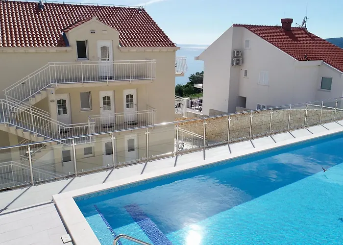 Samba - With Balcony And Sea View * 믈리니