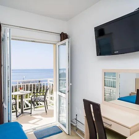 Samba - With Balcony And Sea View Διαμέρισμα *