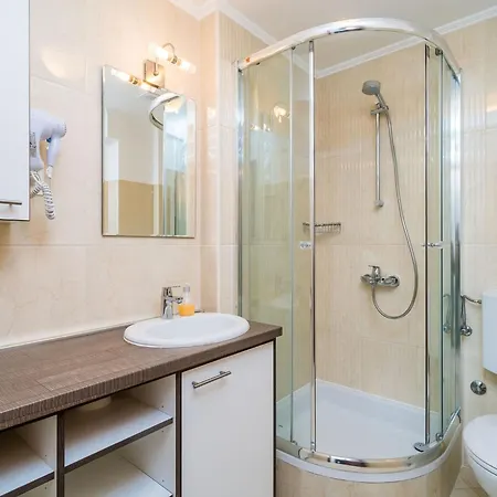 Samba - With Balcony And Sea View شقة مْليني